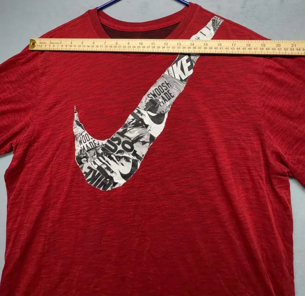 Nike Men's Dri-FIT Slub Graphic Swoosh T-Shirt Red Style 923532-657